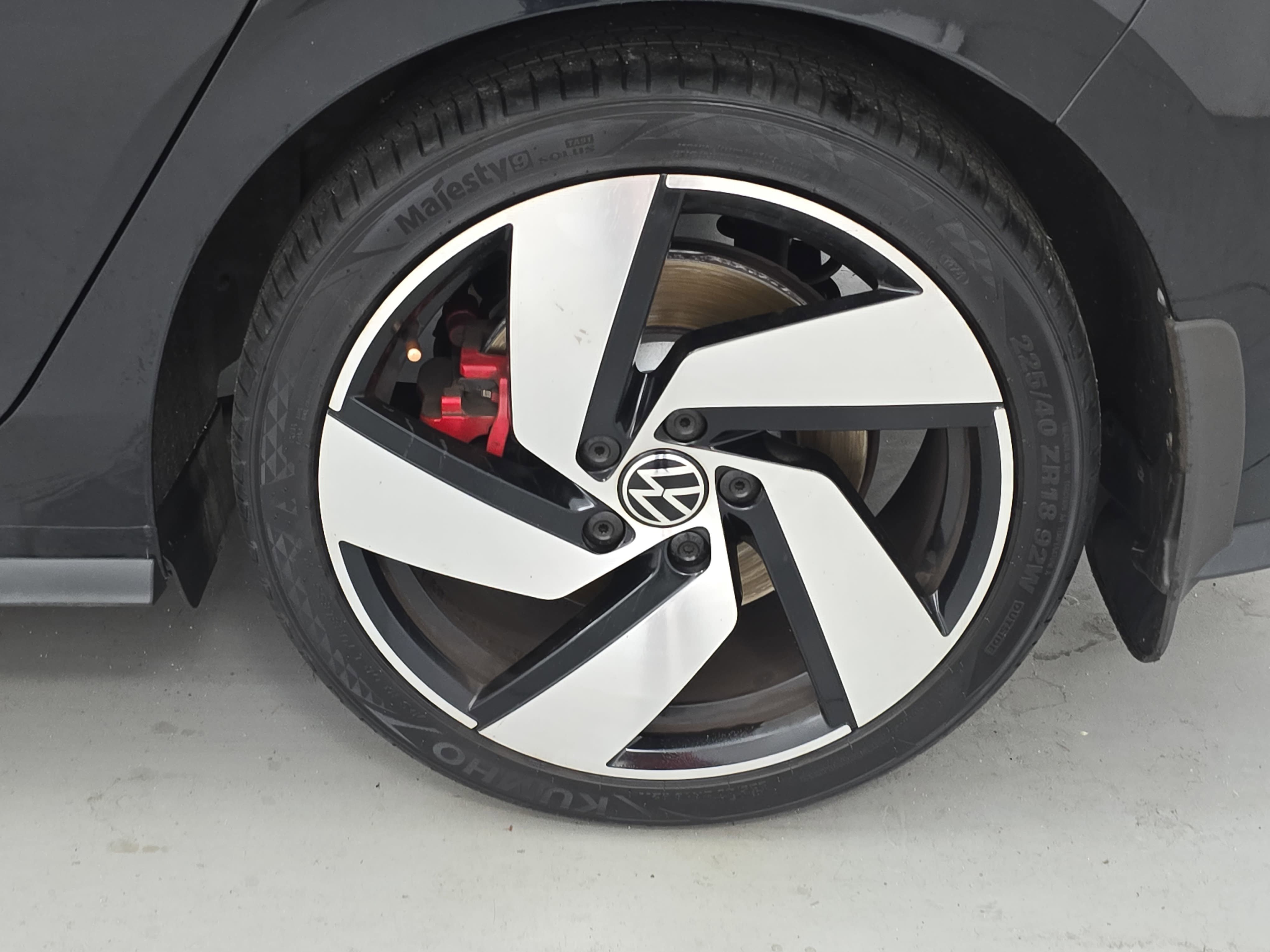 Used 2022 Volkswagen GTI S FWD image 32