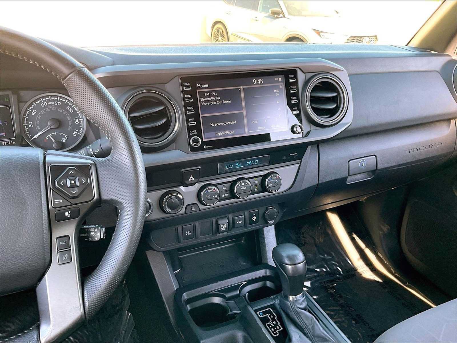 Used 2021 Toyota Tacoma TRD Off-Road AWD/4WD image 10