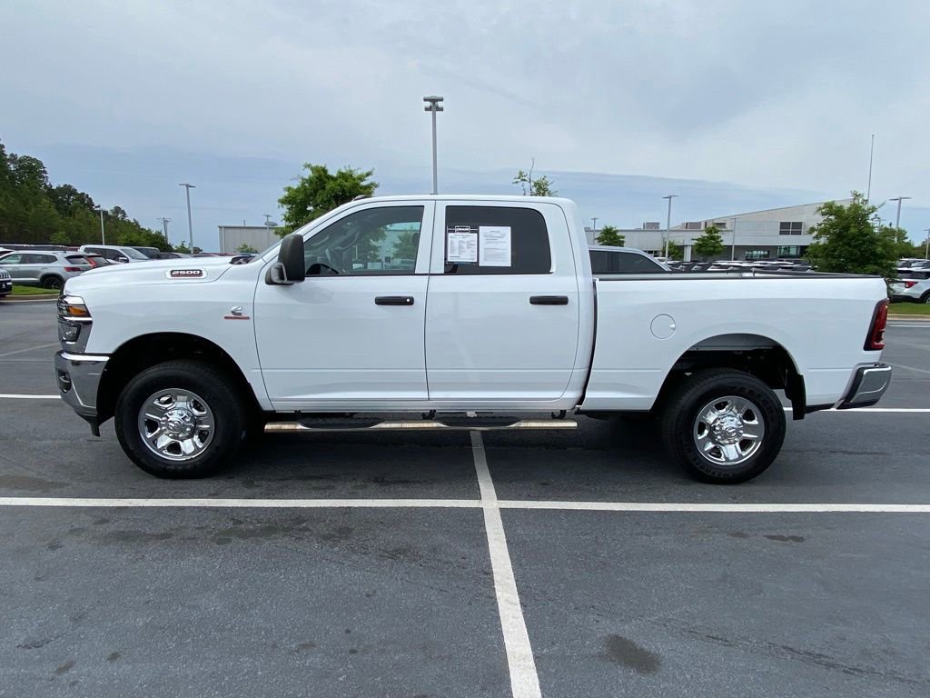 Used 2025 RAM 2500 Tradesman w/ Chrome Appearance Group AWD/4WD image 4
