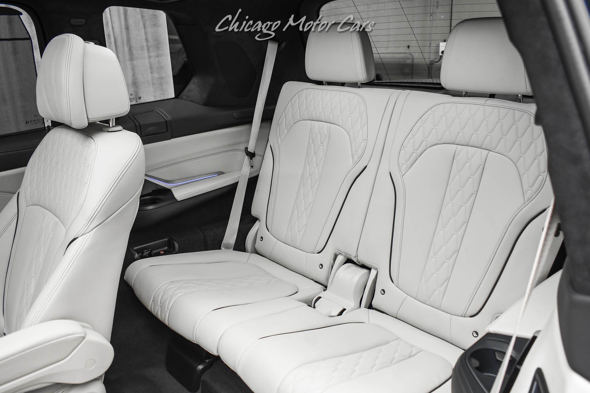 Used 2024 BMW ALPINA XB7 AWD/4WD image 36