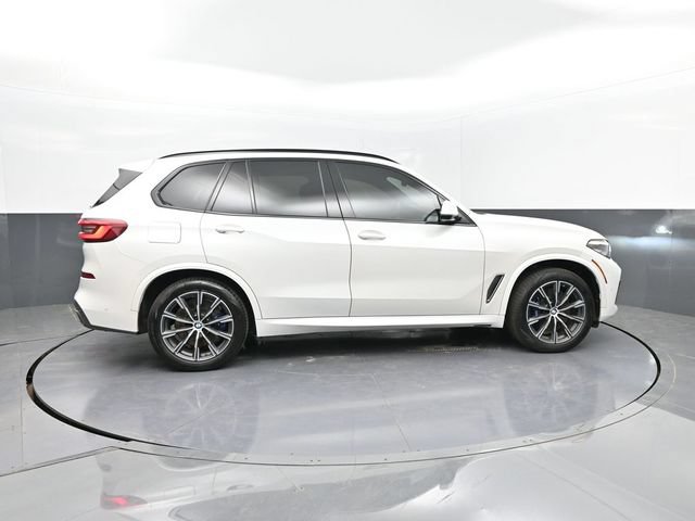 Used 2020 BMW X5 M50i w/ Premium Package AWD/4WD image 31