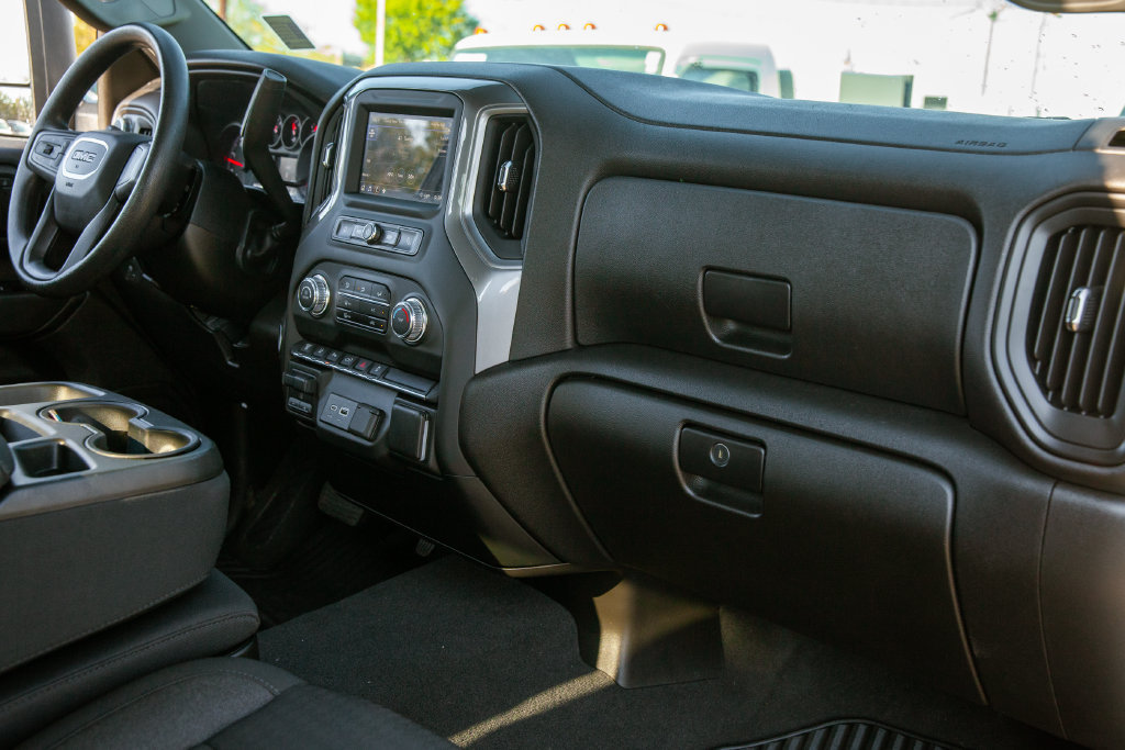 Used 2024 GMC Sierra 2500 Pro w/ 1SA Pro Safety Plus Package AWD/4WD image 11