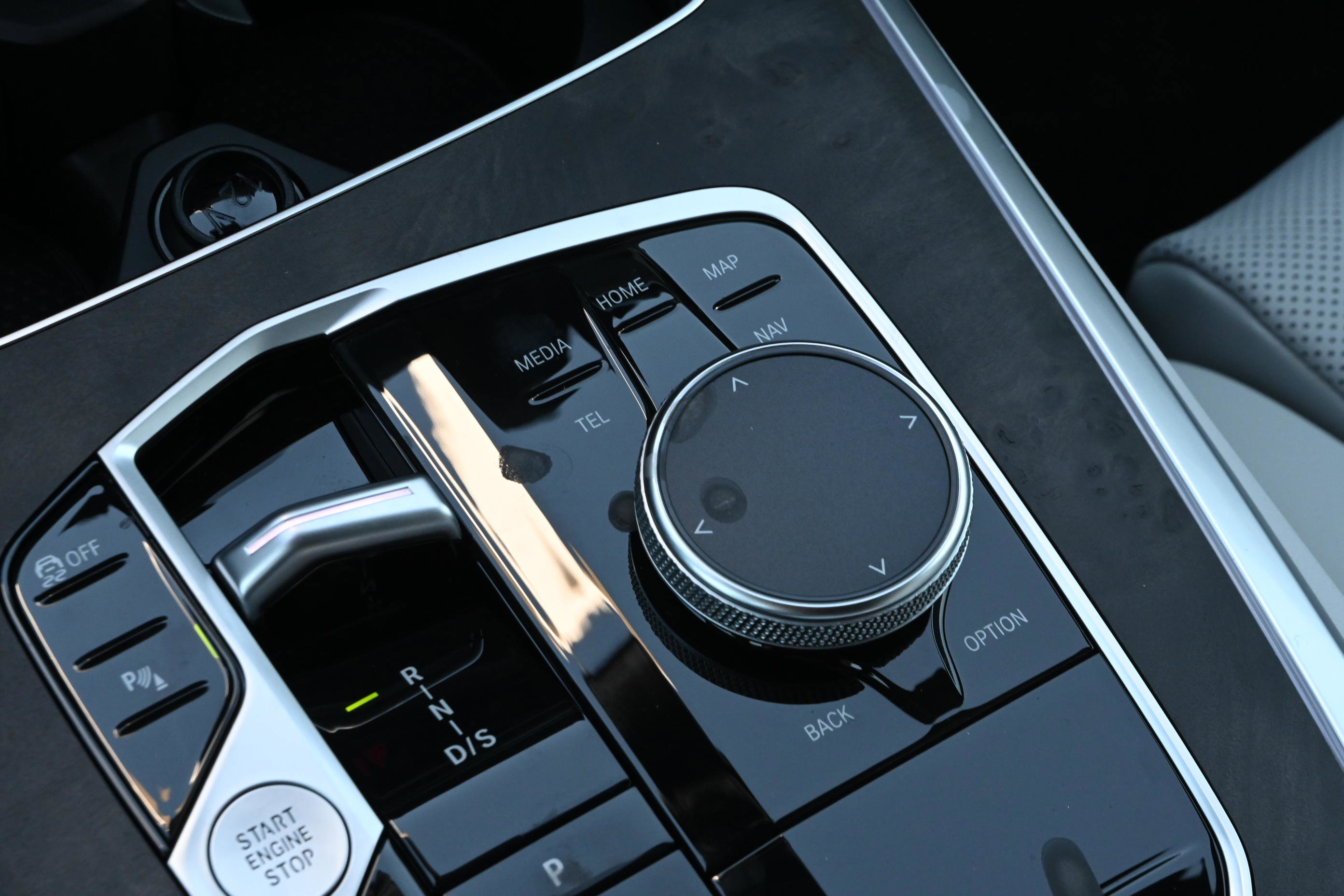 New 2026 BMW X5 xDrive40i AWD/4WD image 19