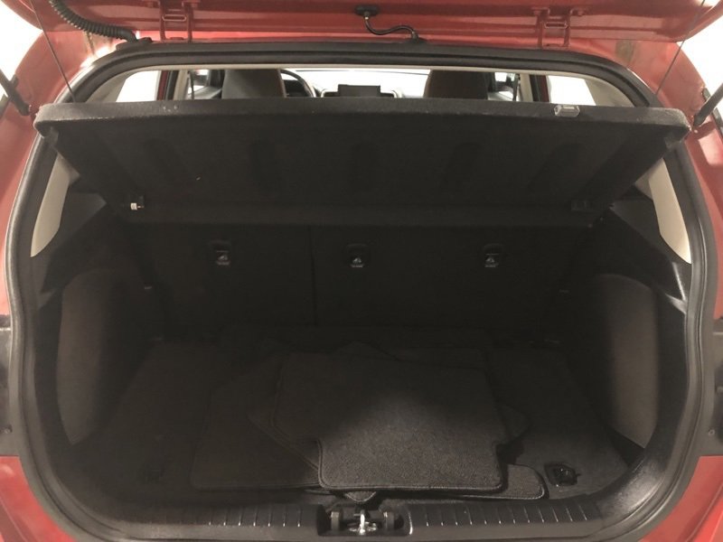 Used 2023 Hyundai Venue SEL image 8