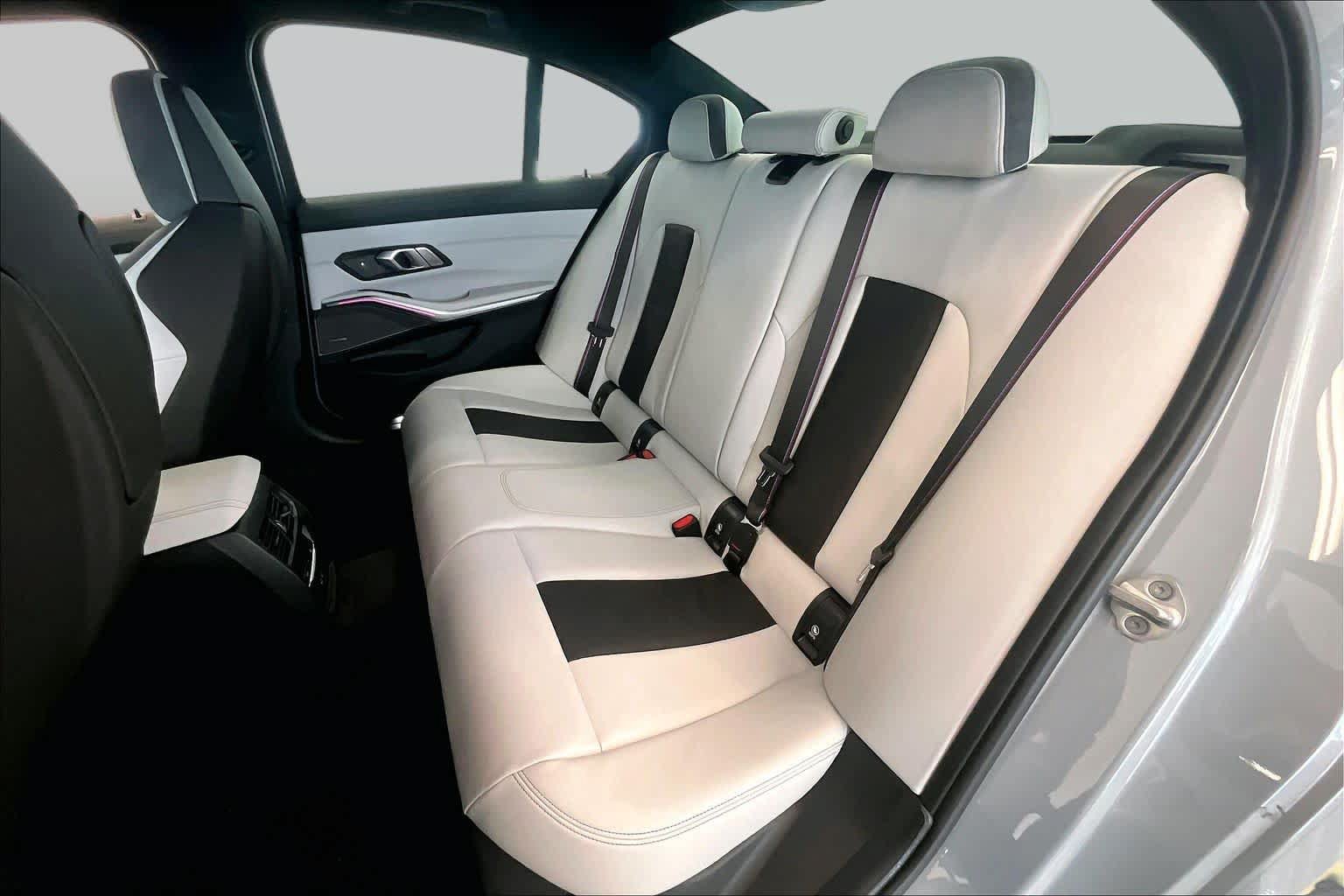 Used 2026 BMW M3 Competition AWD/4WD image 18