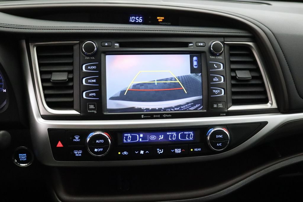 Used 2017 Toyota Highlander Limited AWD/4WD image 22