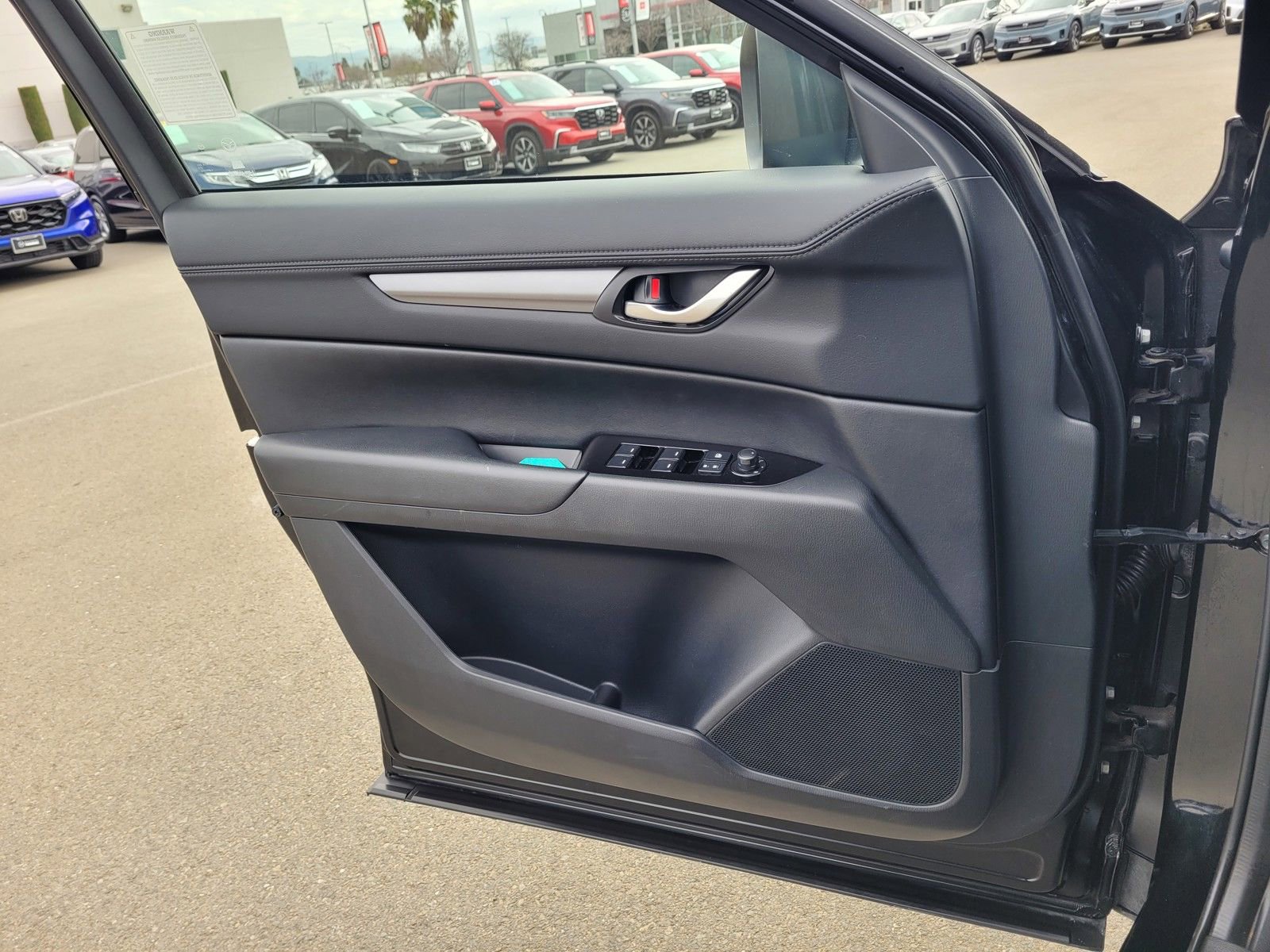 Used 2025 MAZDA CX-5 AWD 2.5 S w/ Preferred Package image 16