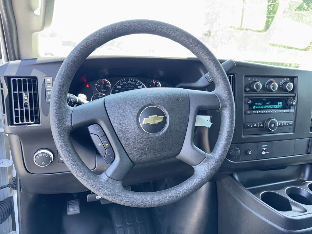 Used 2024 Chevrolet Express 2500 w/ Driver Convenience Package RWD image 10