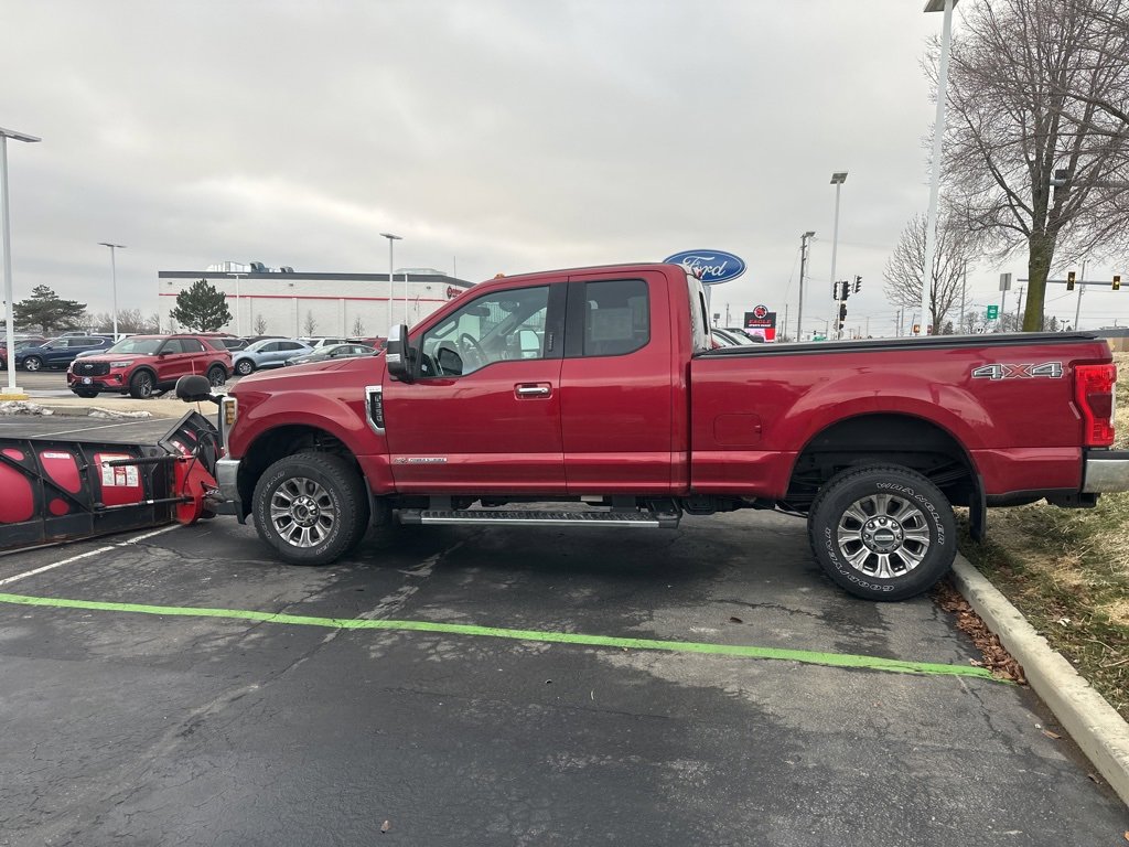 Used 2018 Ford F350 Lariat w/ Chrome Package image 9