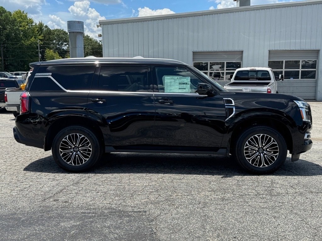 New 2025 Nissan Armada Platinum w/ Convenience Package image 2