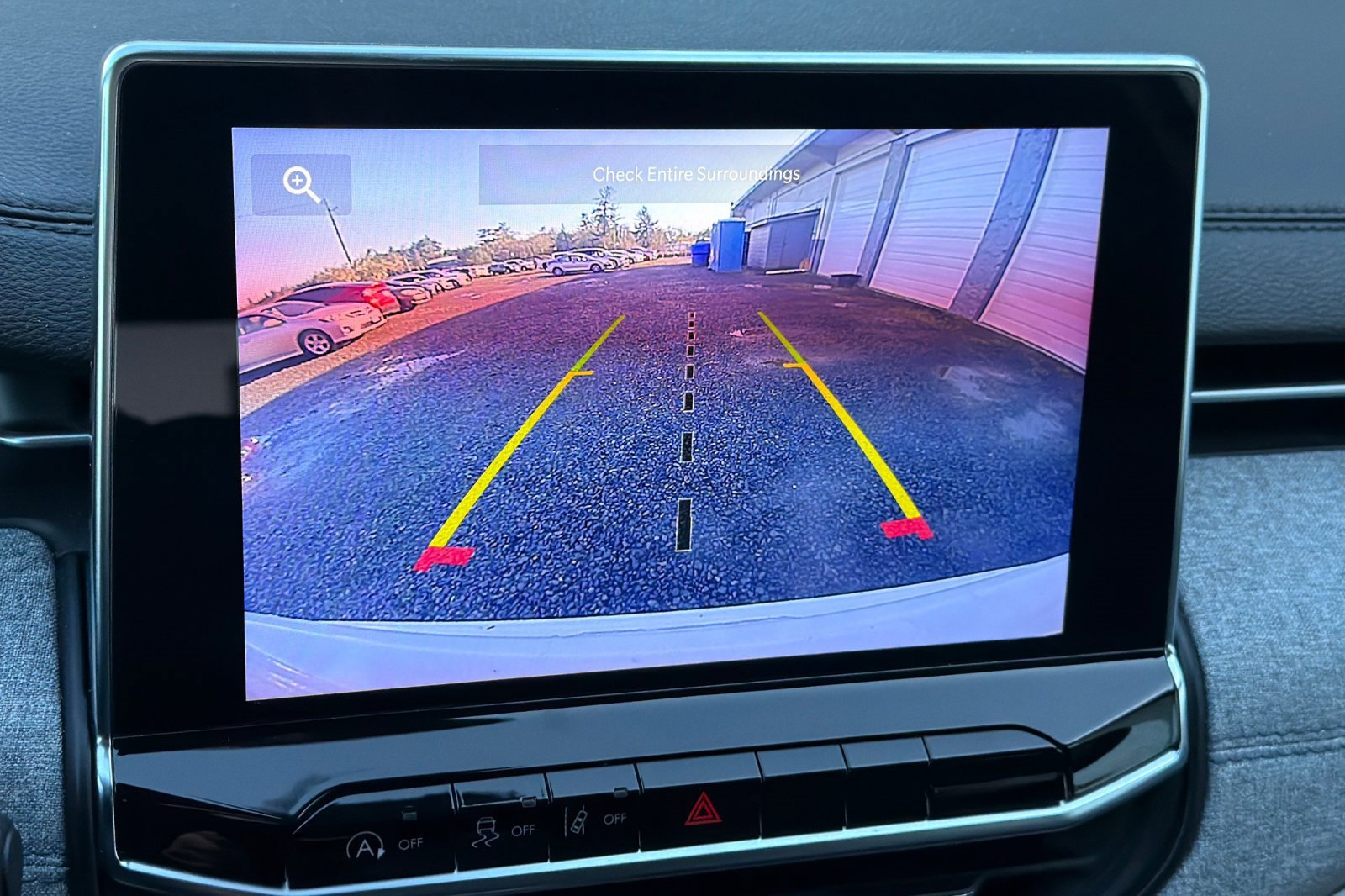 Used 2024 Jeep Compass Latitude image 16