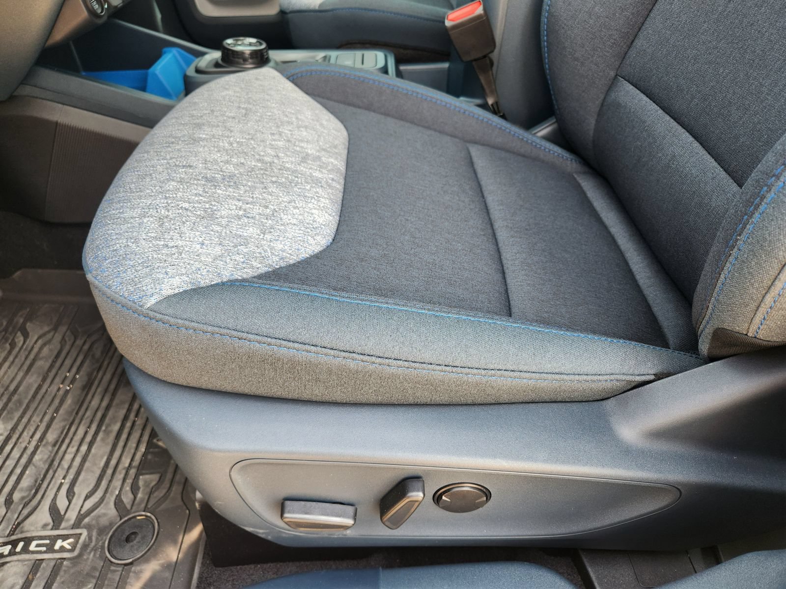 New 2026 Ford Maverick XLT w/ XLT Luxury Package FWD image 23