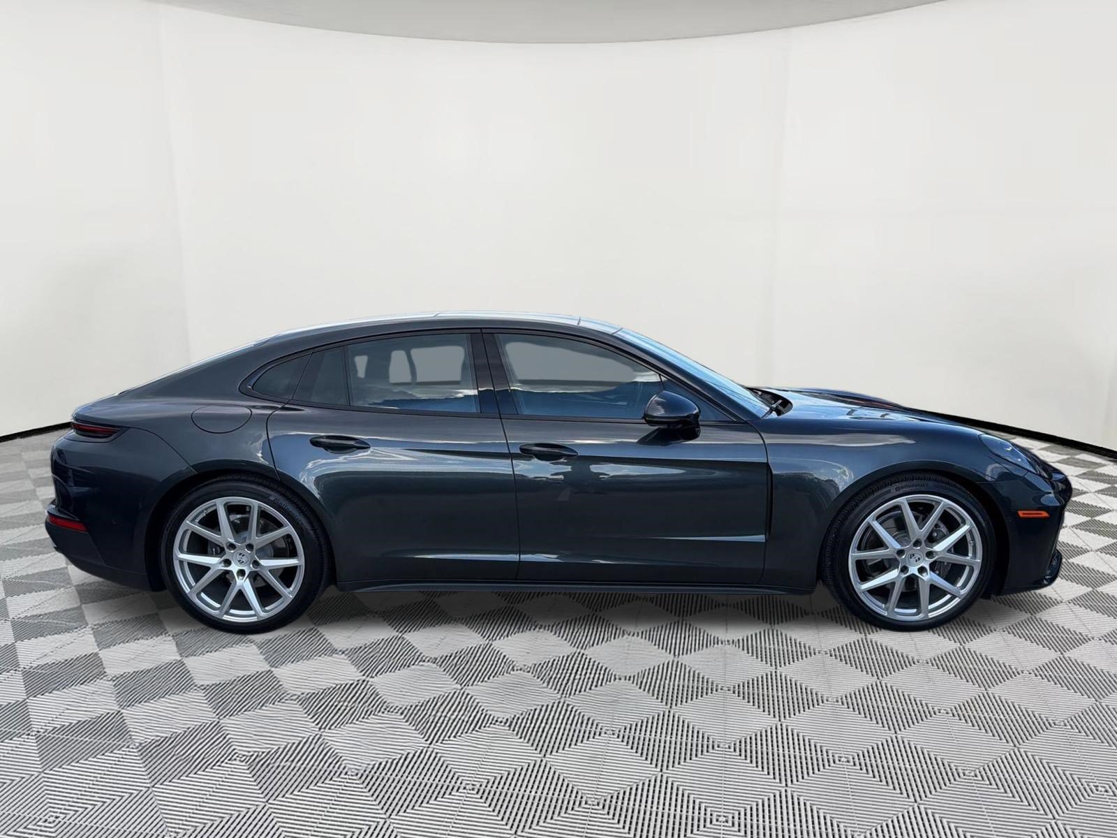 Certified 2024 Porsche Panamera RWD image 8