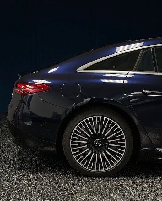 Used 2022 Mercedes-Benz EQS 580 4MATIC Sedan image 8