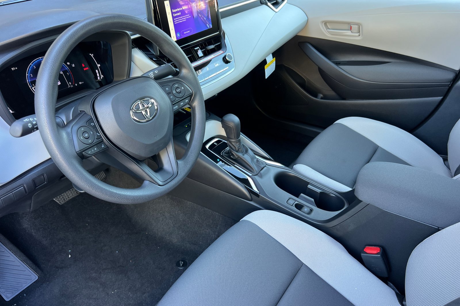 New 2027 Toyota Corolla LE w/ LE Premium Package FWD image 9