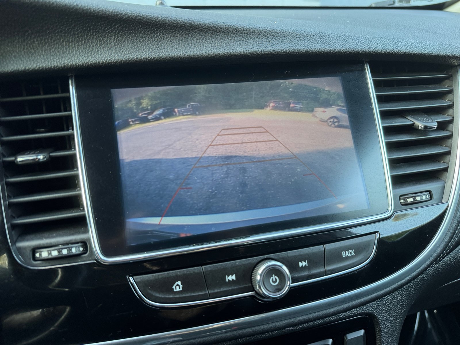 Used 2020 Buick Encore Preferred w/ Safety Package FWD image 15