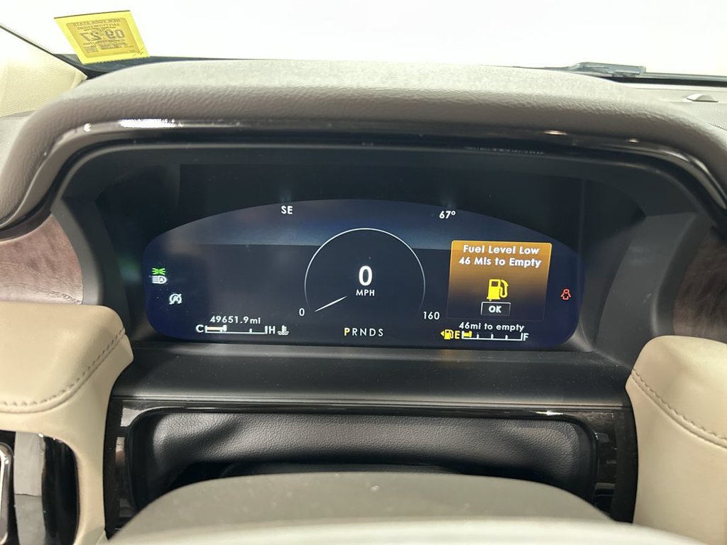 Used 2023 Lincoln Nautilus Reserve AWD/4WD image 13