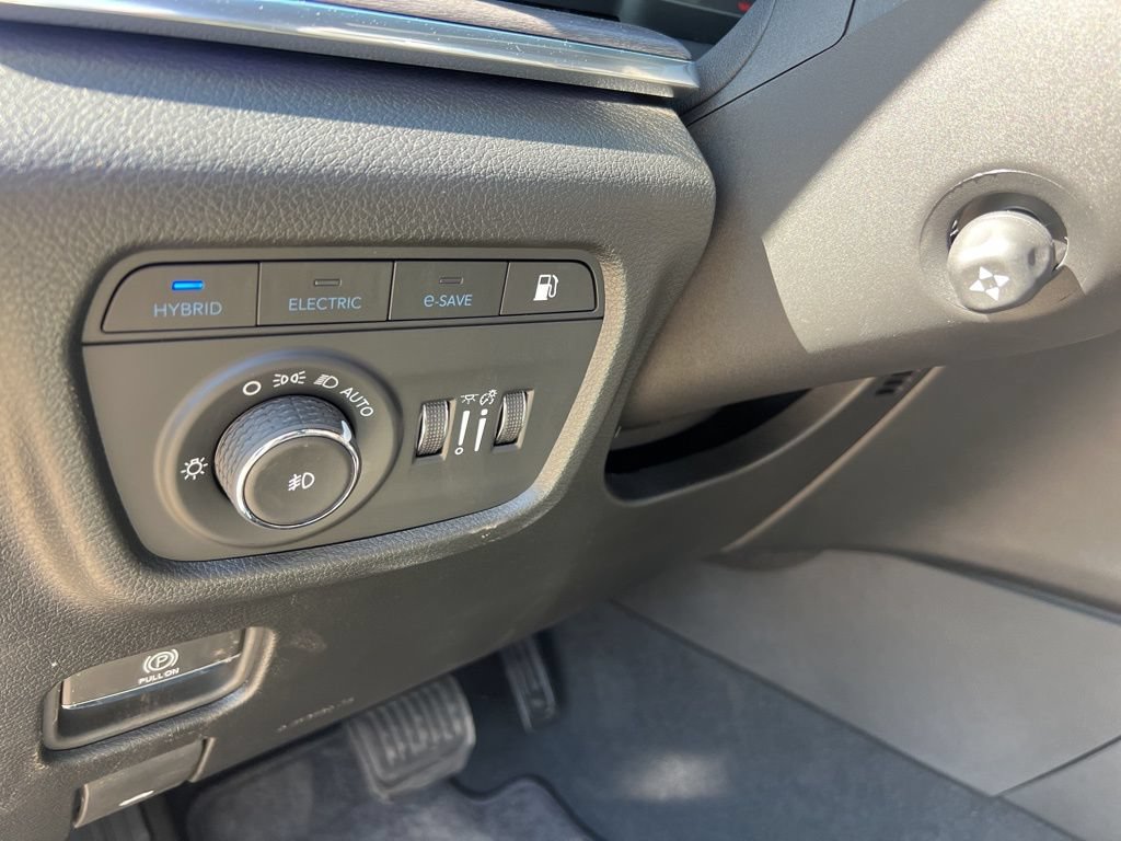 New 2024 Jeep Grand Cherokee Overland AWD/4WD image 9
