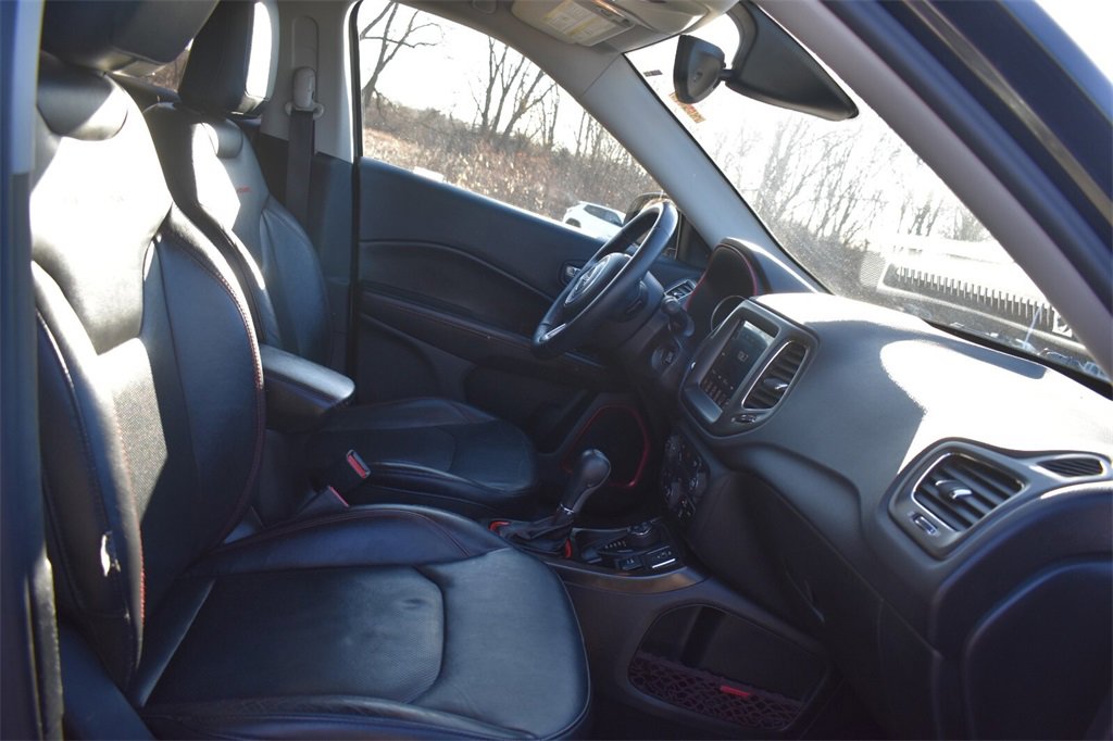 Used 2017 Jeep Compass Trailhawk w/ Leather Interior Group image 16