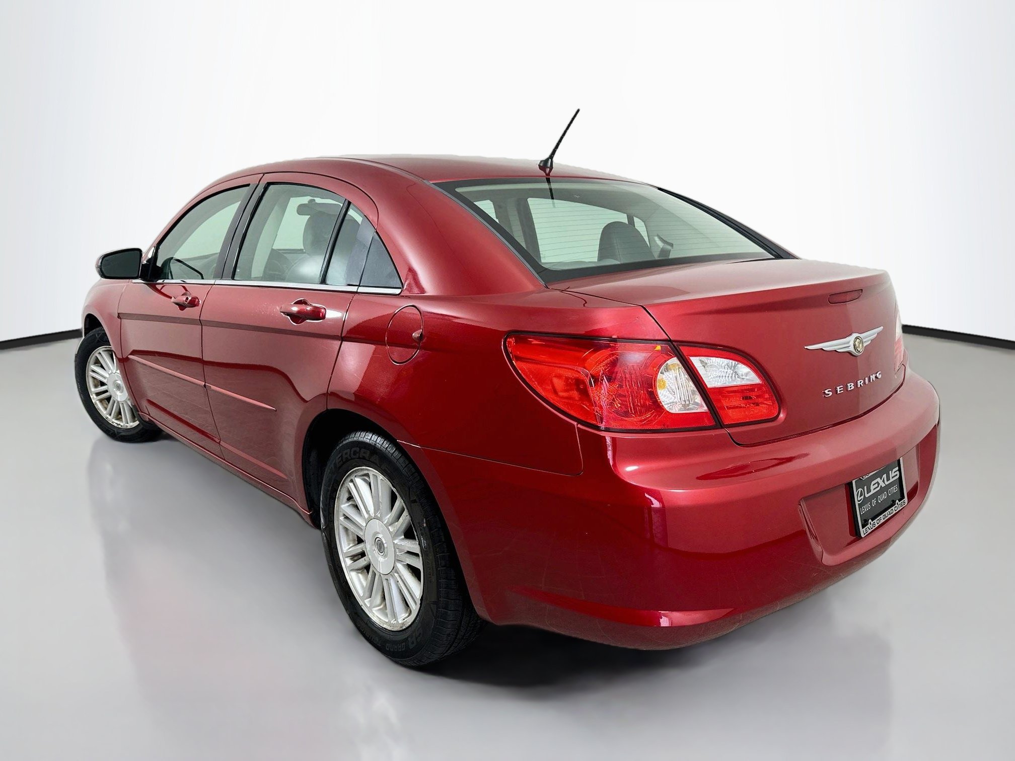 Used 2008 Chrysler Sebring Touring FWD image 5