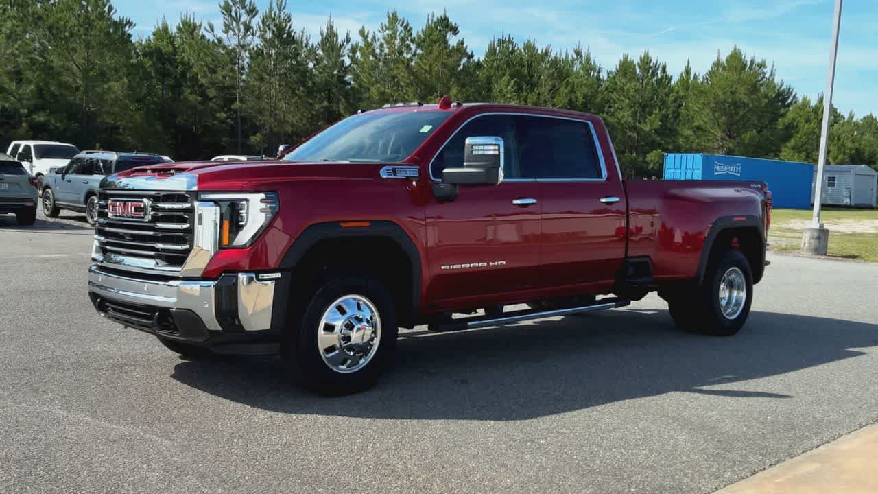 New 2026 GMC Sierra 3500 SLT w/ SLT Premium Package AWD/4WD image 4