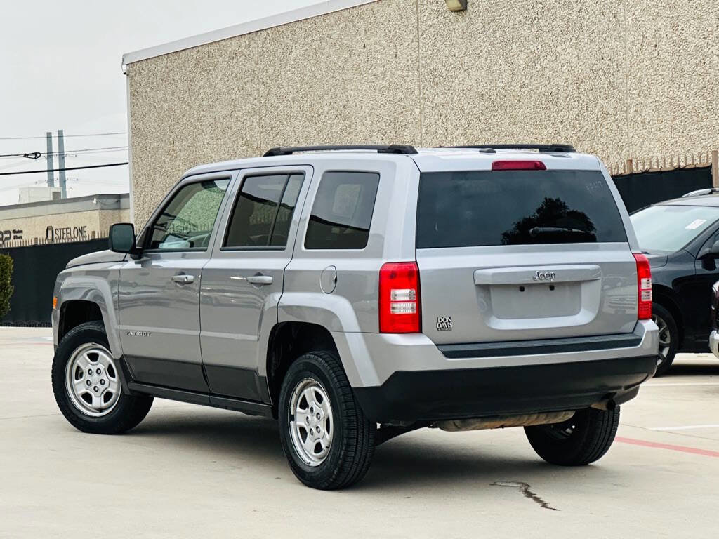 Used 2016 Jeep Patriot Sport w/ Power Value Group FWD image 7