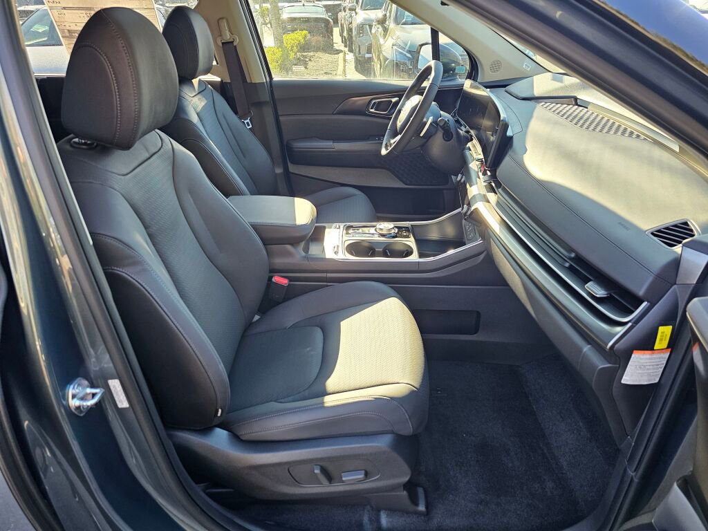 New 2026 Kia Carnival SX Prestige image 32