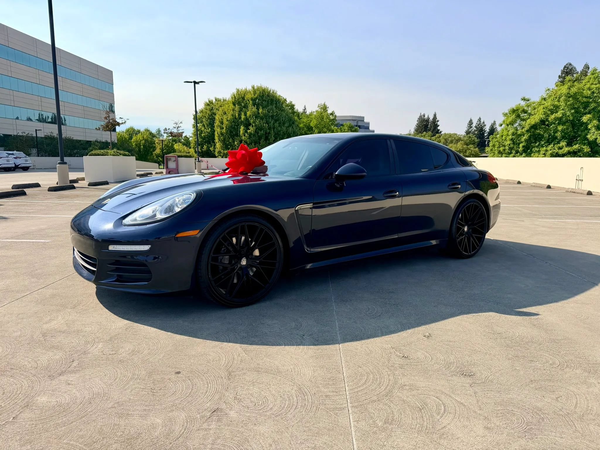 Used 2016 Porsche Panamera Edition RWD image 20