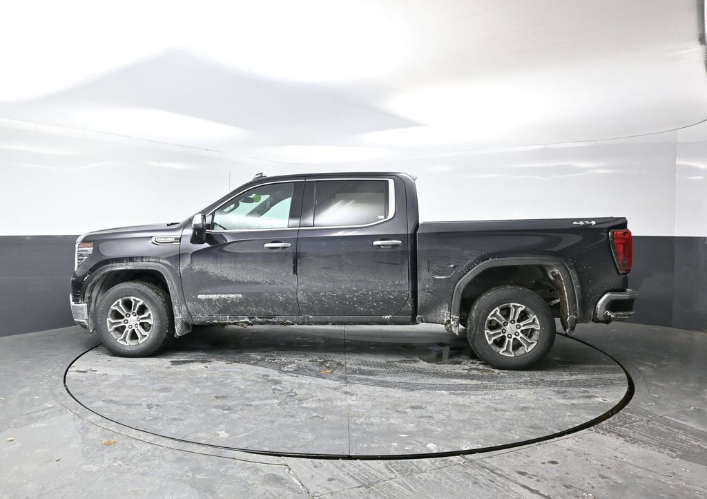 Used 2024 GMC Sierra 1500 SLT image 11