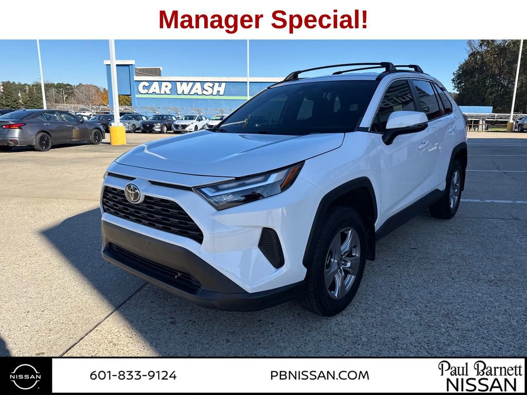 Used 2023 Toyota RAV4 XLE image 17