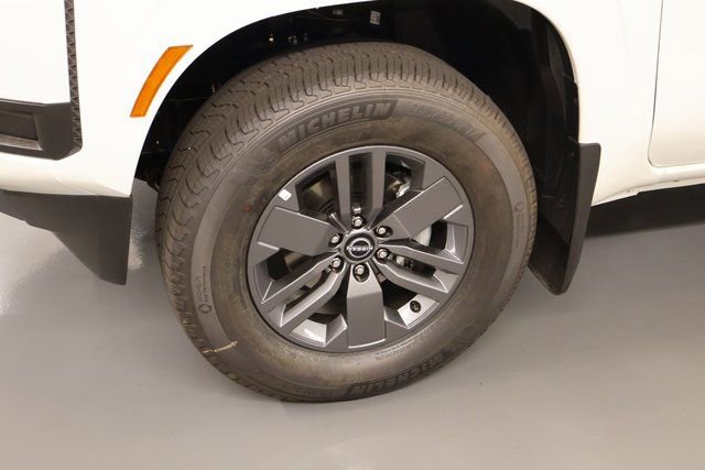 New 2025 Nissan Frontier SV image 5