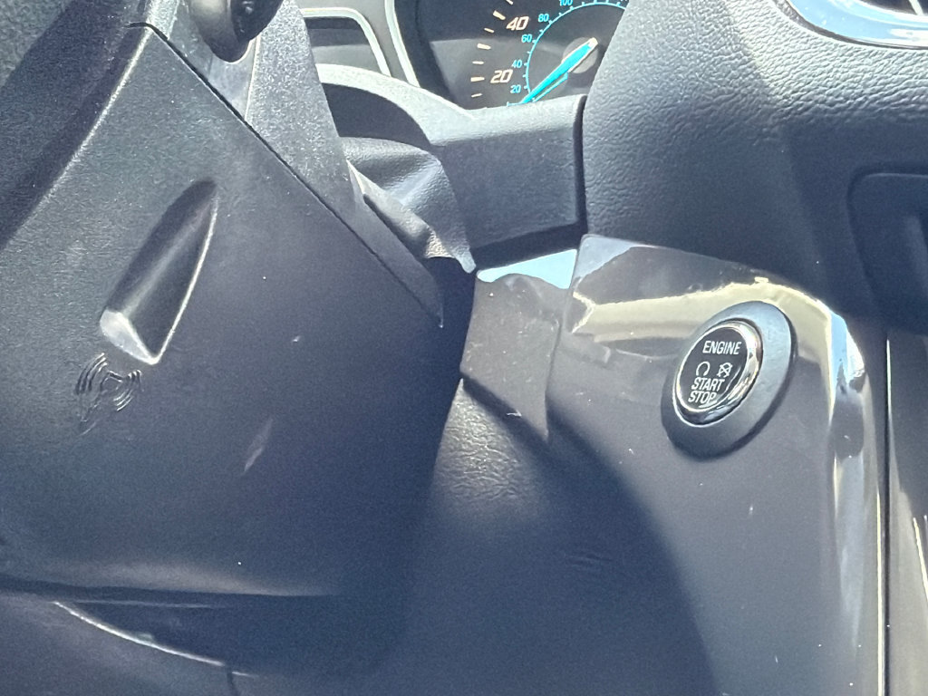 Used 2016 Ford Escape Titanium AWD/4WD image 27