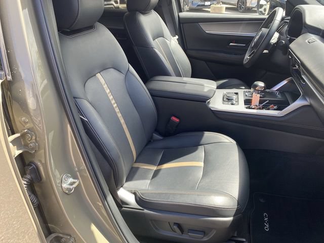 Certified 2025 MAZDA CX-70 Plug-In Hybrid w/ Premium Plus AWD/4WD image 28