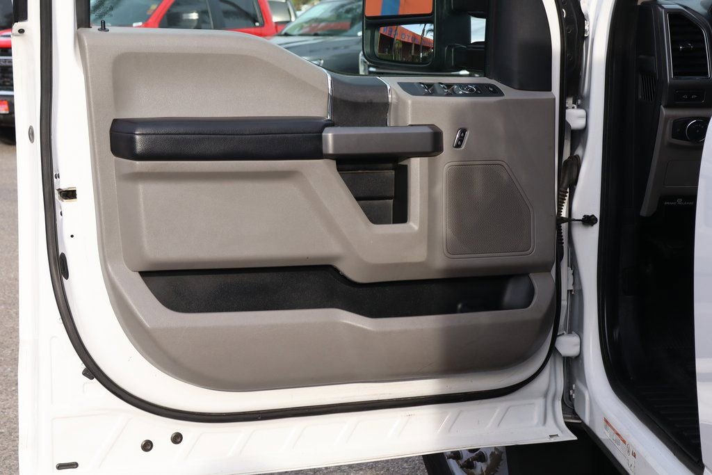 Used 2019 Ford F550 4x4 Crew Cab Super Duty image 18