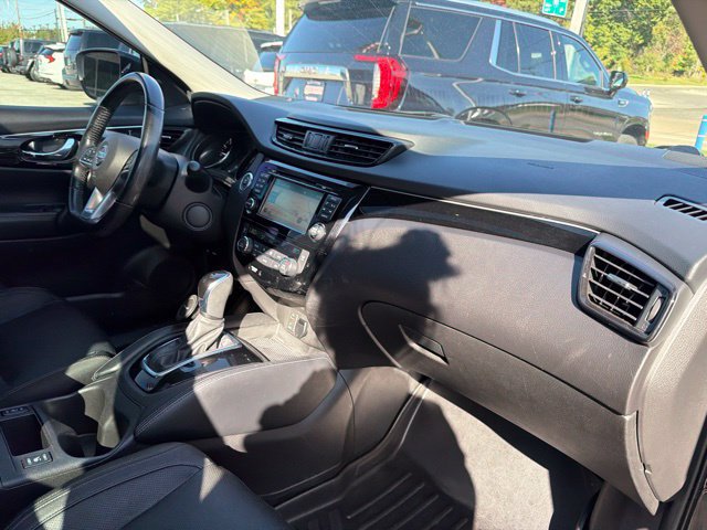 Used 2018 Nissan Rogue Sport SL w/ SL Premium Package AWD/4WD image 24
