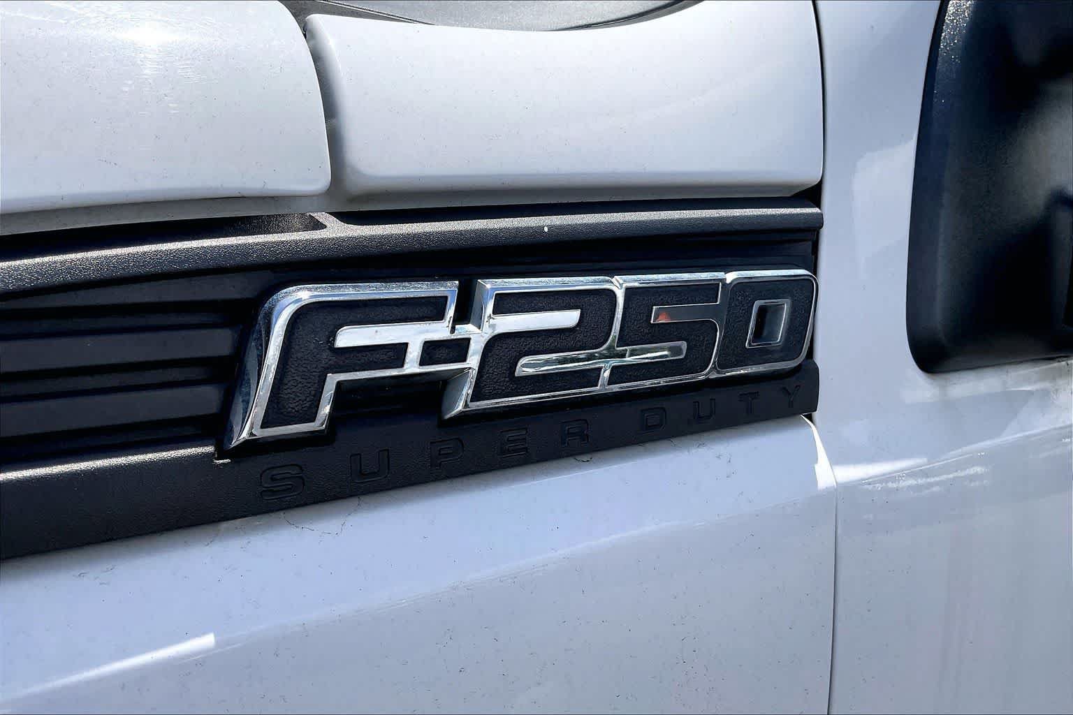 Used 2015 Ford F250 XL w/ Power Equipment Group RWD image 7