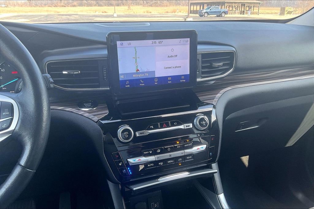 Used 2023 Ford Explorer Limited image 6