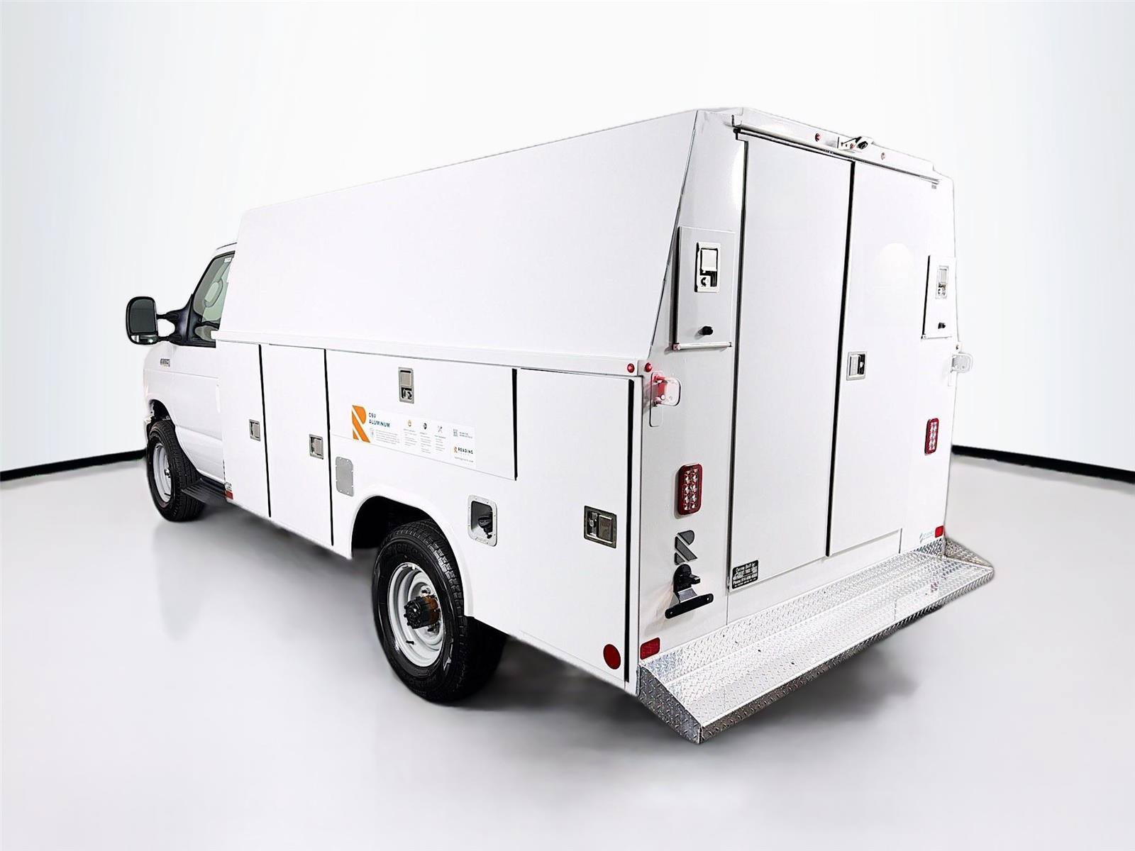 New 2027 Ford E-350 and Econoline 350 Super Duty w/ Power Equipment Group RWD image 9