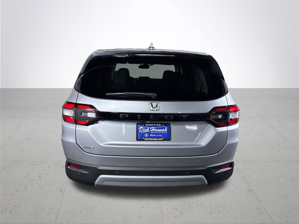 New 2025 Honda Pilot EX-L image 7