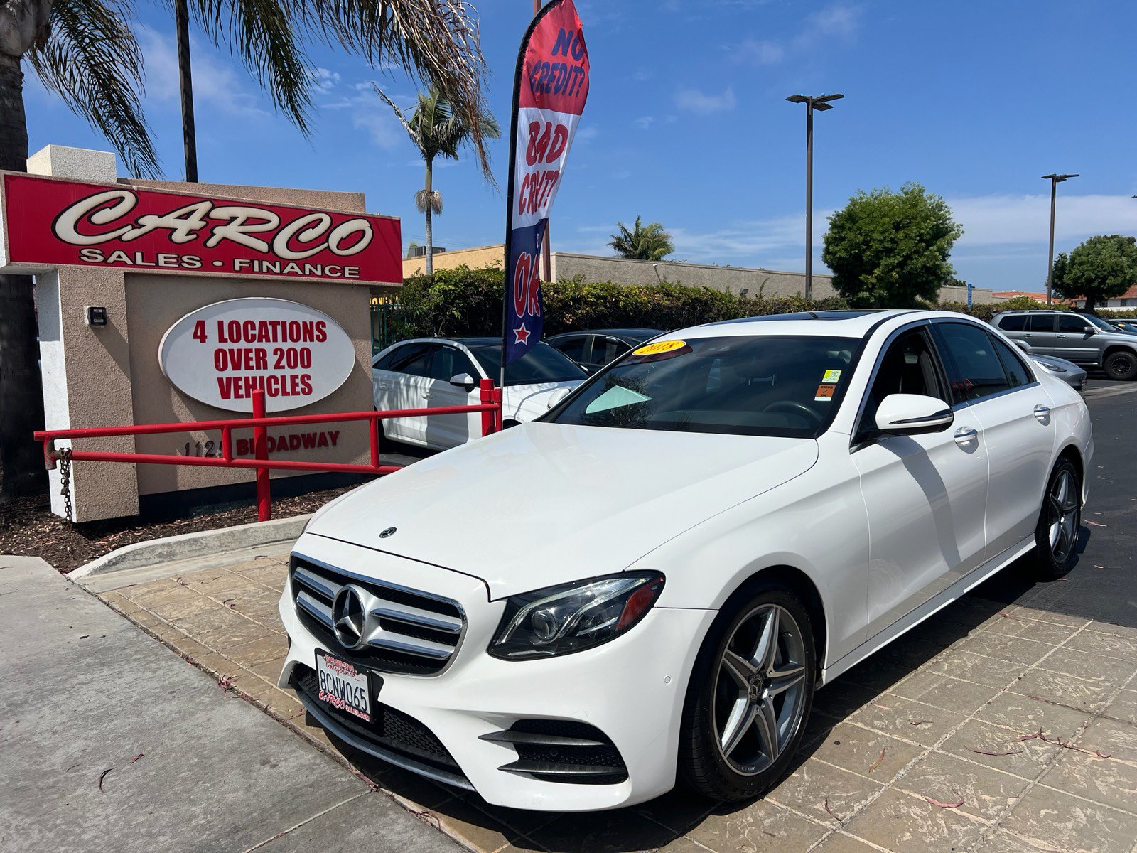 Used 2018 Mercedes-Benz E 300 w/ Premium 2 Package (Q02) image 4