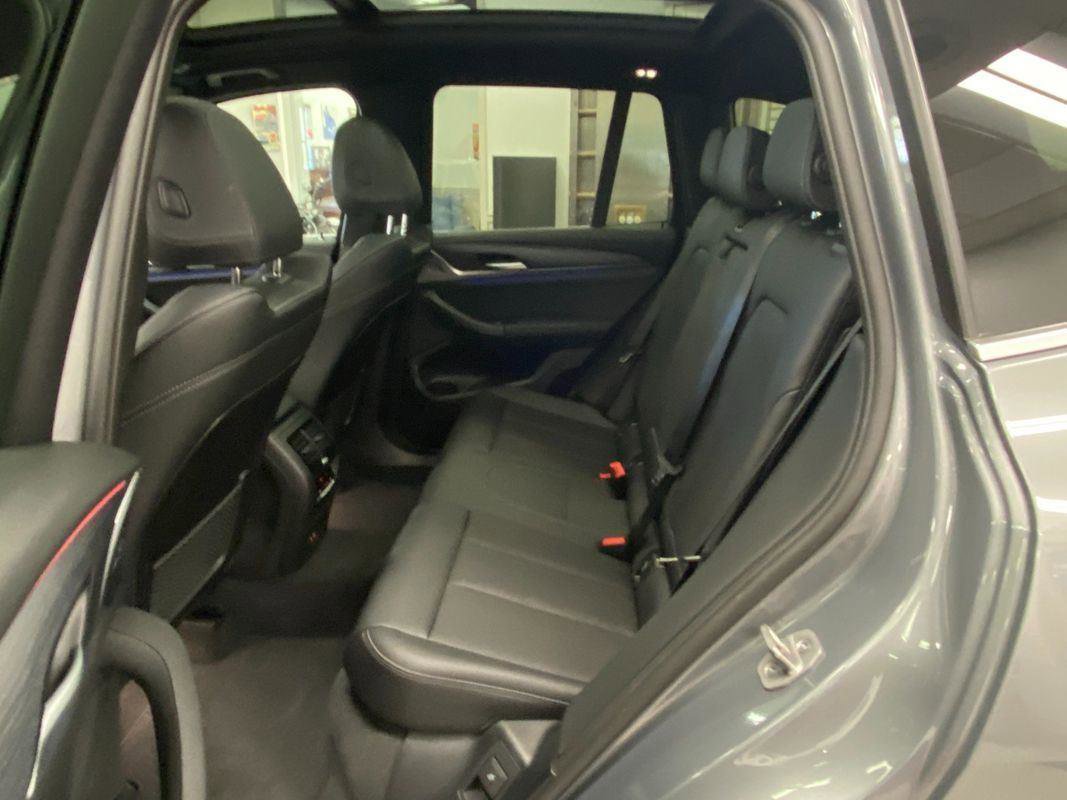Used 2024 BMW X3 xDrive30i w/ Convenience Package image 12