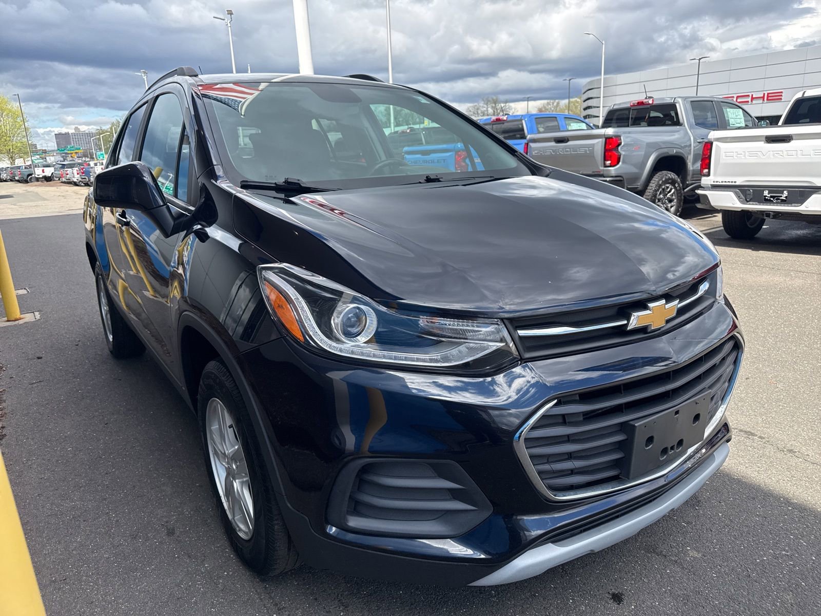 Used 2021 Chevrolet Trax LT AWD/4WD image 4