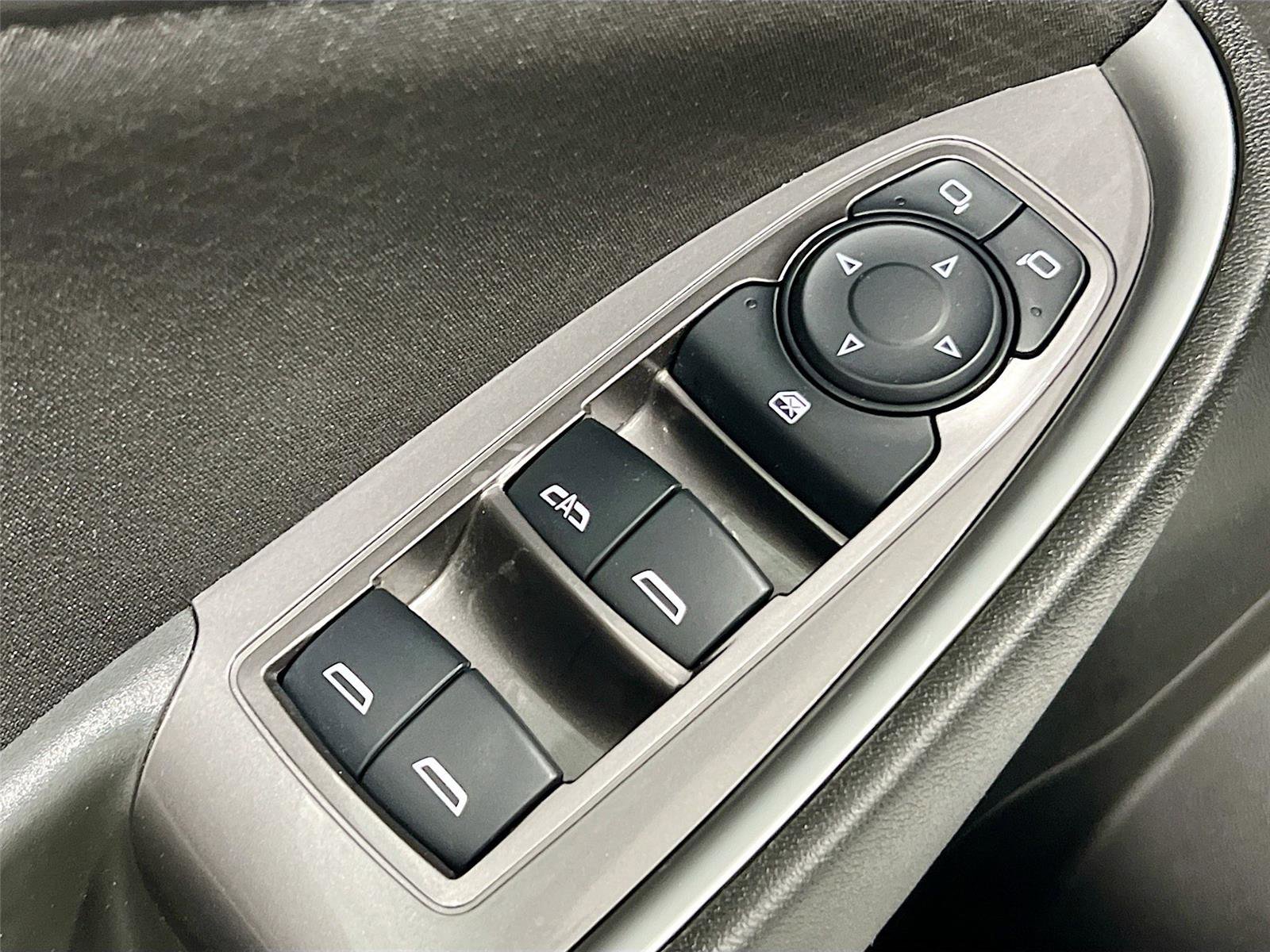 Used 2025 Chevrolet Malibu LT image 19