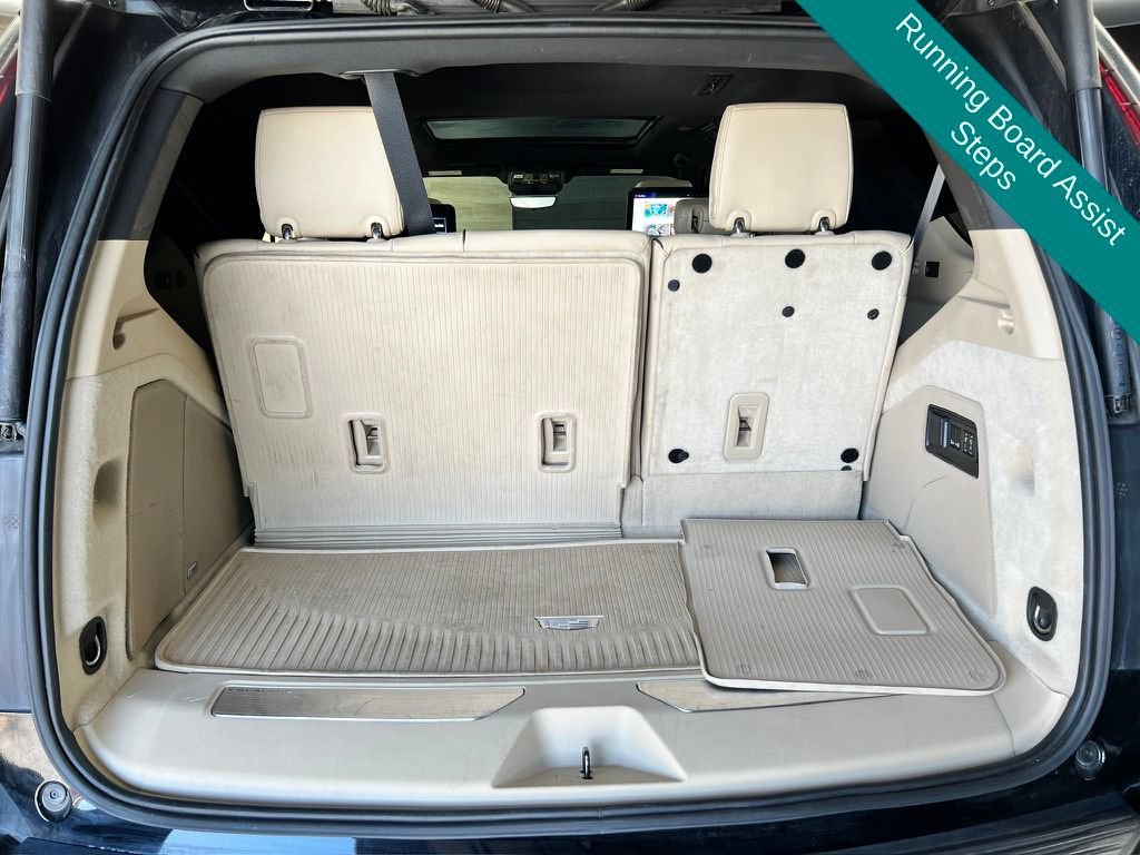 Used 2024 Cadillac Escalade Premium Luxury w/ LPO, Floor Liner Package AWD/4WD image 20