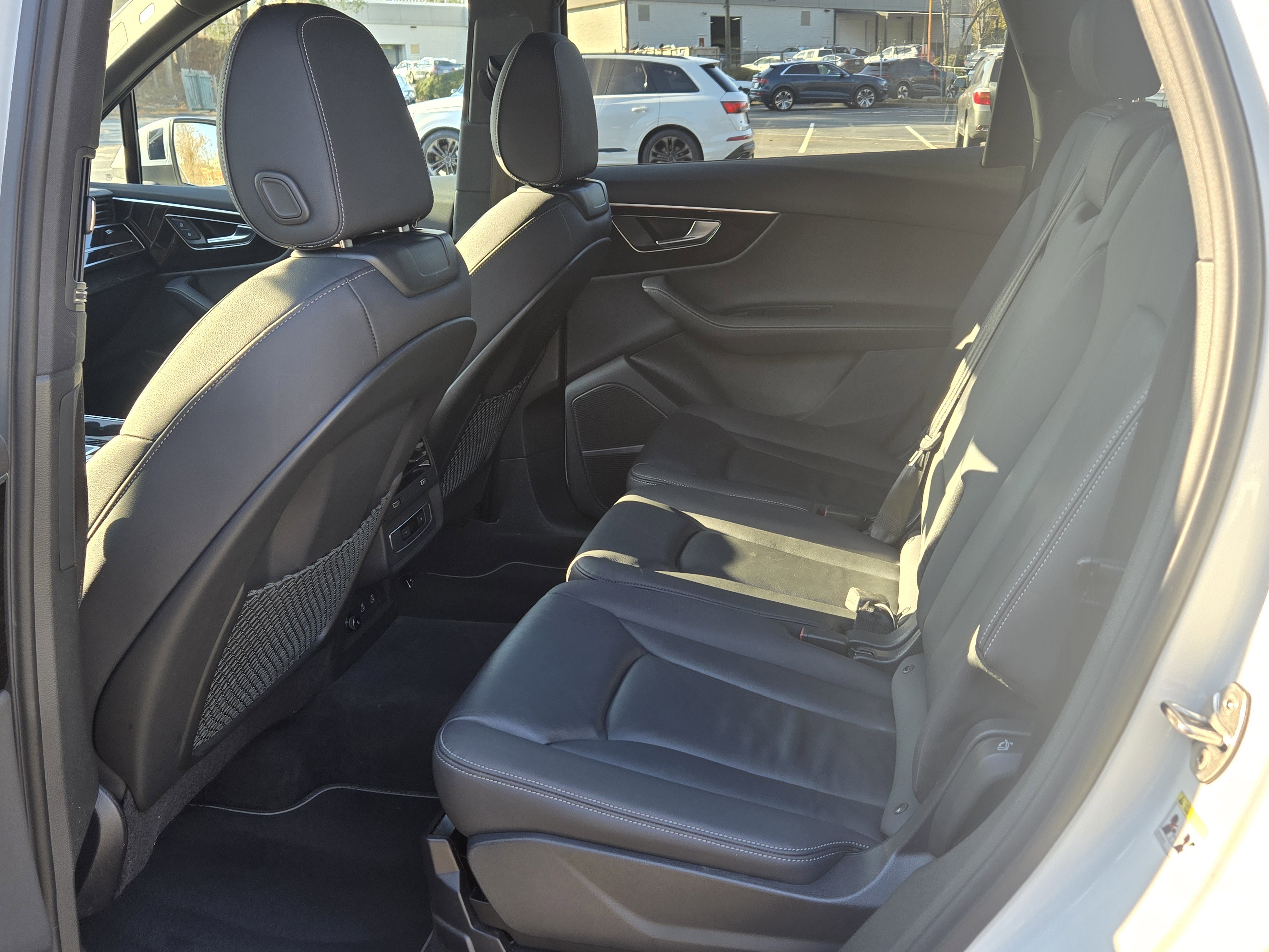 Used 2025 Audi Q7 3.0T Premium Plus image 13