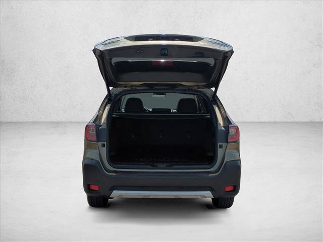 Used 2024 Subaru Outback Touring AWD/4WD image 6