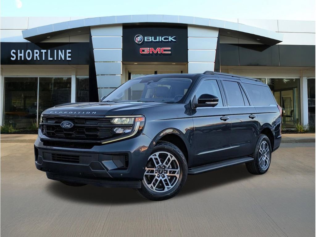 Used 2025 Ford Expedition Max Active AWD/4WD image 8