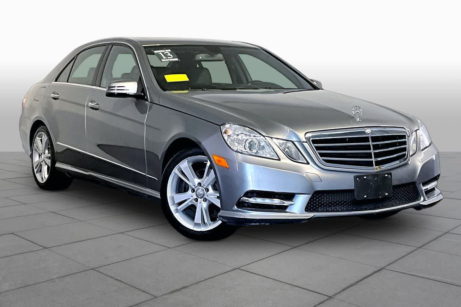 Used 2013 Mercedes-Benz E 350 4MATIC Sedan image 2