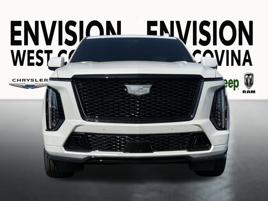 Used 2025 Cadillac Escalade V image 3