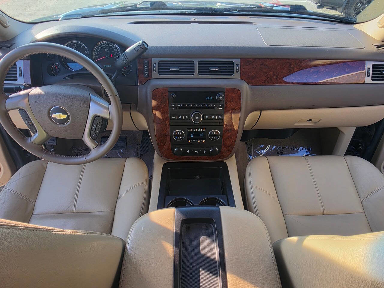 Used 2012 Chevrolet Avalanche LT w/ Texas Edition image 35